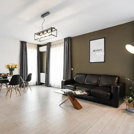 Skylark - Sydney Penthouse With Jacuzzi And Mountain View Braşov