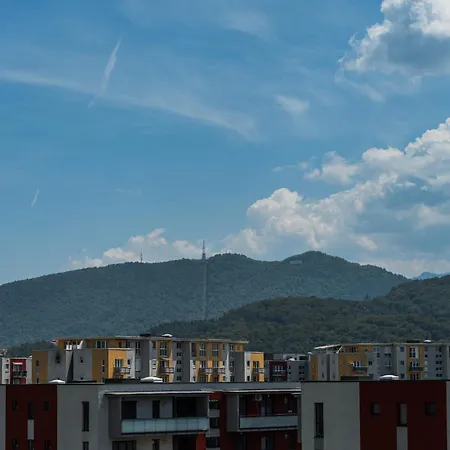 Apartamento Skylark - Sydney Penthouse With Jacuzzi And Mountain View Braşov