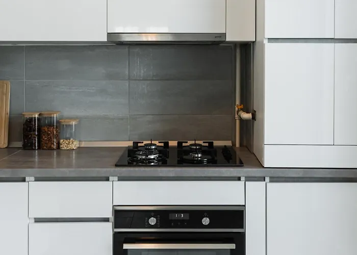 Skylark - Sydney Penthouse With Jacuzzi And Mountain View *