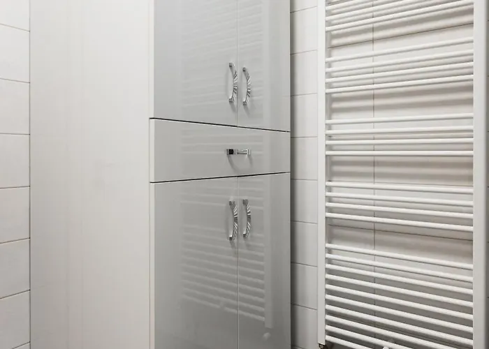 Skylark - Sydney Penthouse With Jacuzzi And Mountain View *