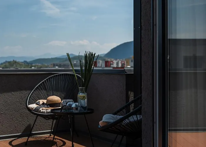 Skylark - Sydney Penthouse With Jacuzzi And Mountain View 公寓